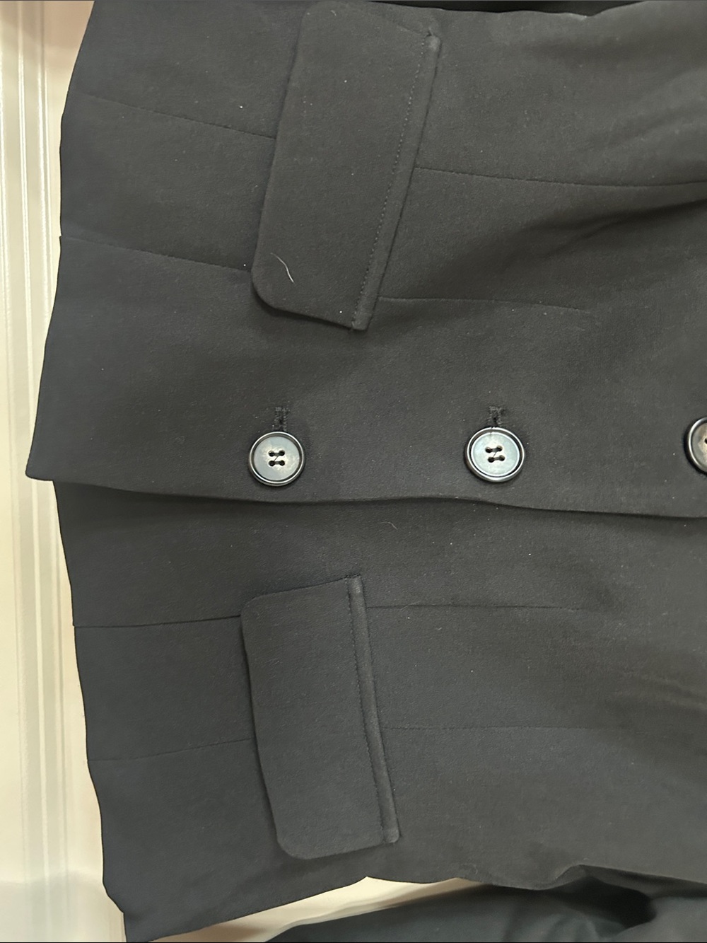 Lulu's Black Cropped Tailored Blazer - Picture 7 of 8